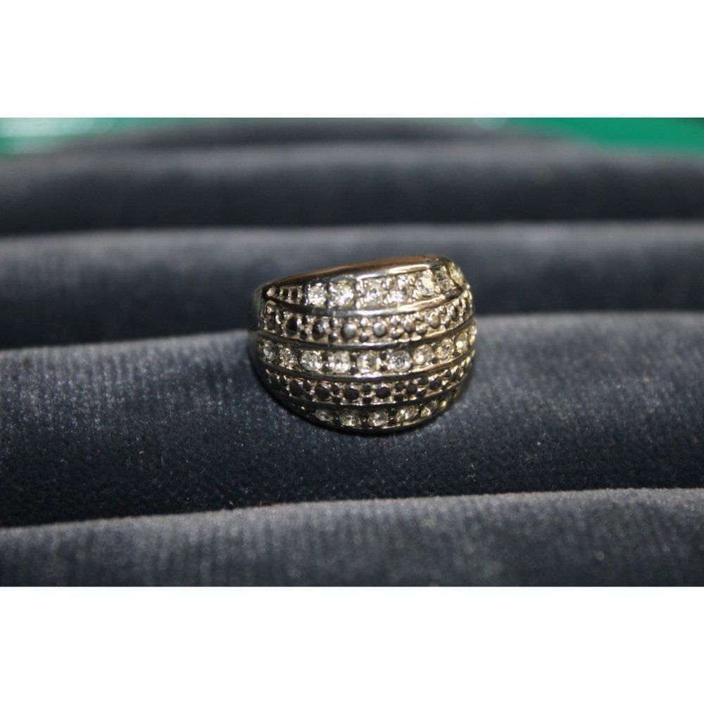 Clear Rhinestone Silver Band Fashion Costume Ring Size 5